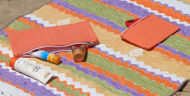 Image de Des tapis multicolores en velours